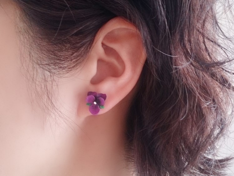 すみれ　ピアス すみれ　ピアス