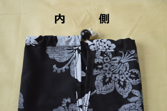 スカート&ケ―ス付(ブラック)ハイビスカス＆ピカケ(ホワイト)×総柄 8枚目の画像