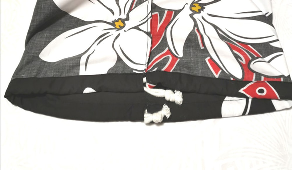 特大巾着ハワイ生地ブラックビックティアレタパ柄 4枚目の画像