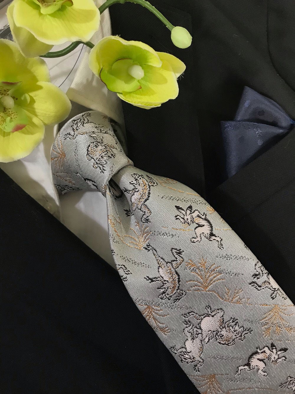 松翠閣　西陣織　鳥獣戯画