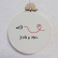 send a mail／12cm／刺繍の飾りフープ 1枚目の画像