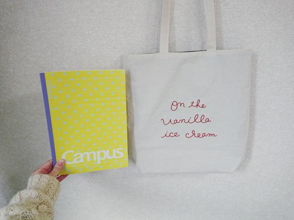 On the vanilla ice cream 刺繍バッグ(あか) 6枚目の画像