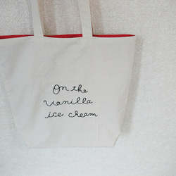 On the vanilla ice cream 刺繍バッグ(くろ) 5枚目の画像