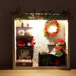 クリスマスのお花屋さんフレーム（壁掛けOK）：フレーム：フレームアレンジ：クリスマス：ギフト：インテリア：ミニチュアハウ 2枚目の画像