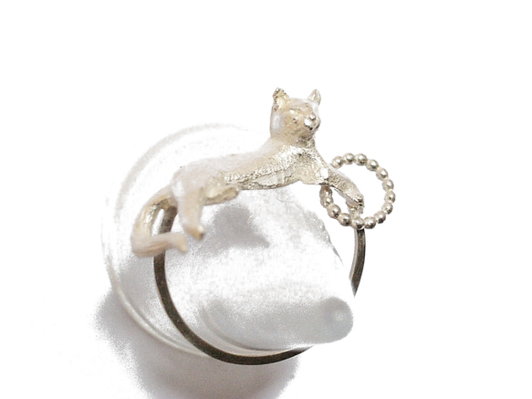 hula hooping silver cat ring 1枚目の画像