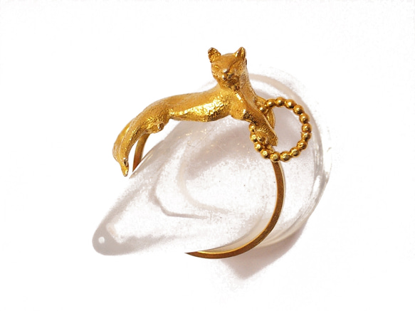 hula hooping goldplated silver cat ring 1枚目の画像