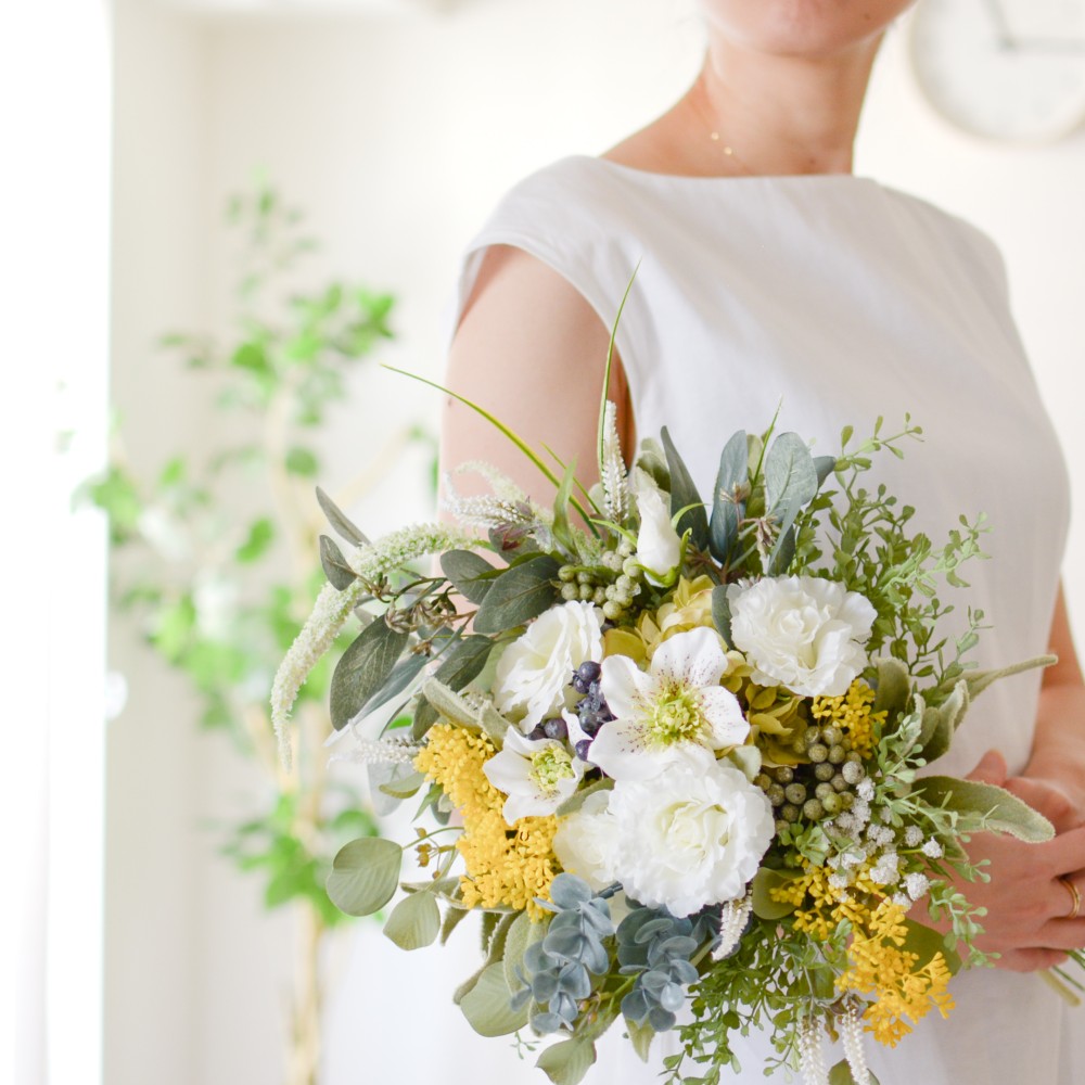 黄色とグリーンのナチュラルブーケ（造花）