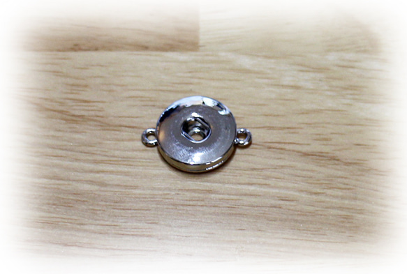 樹脂コート　スナップボタン　直径1.8ｃｍ　両サイド輪カン　受け口 1枚目の画像