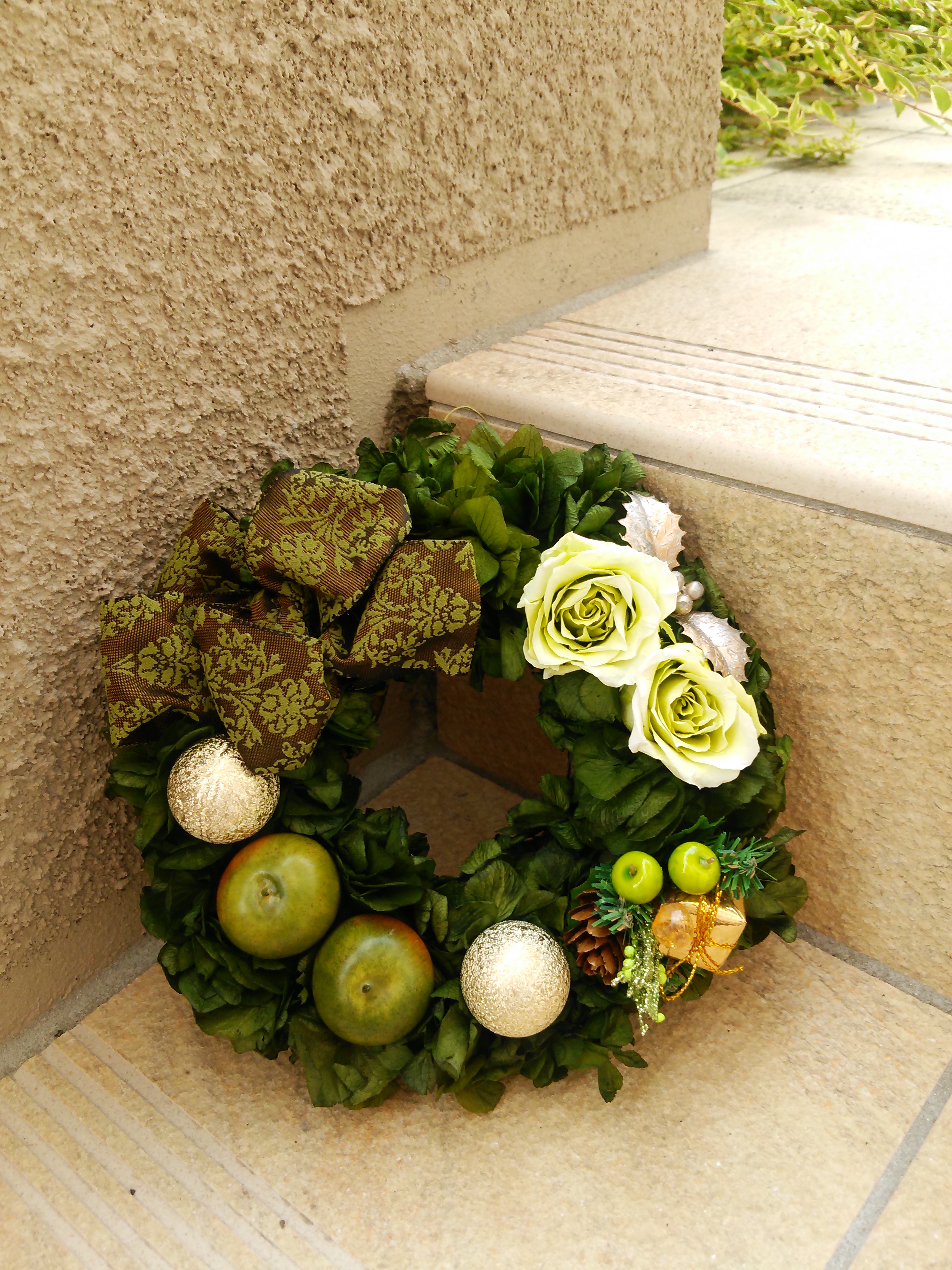 グリーンのプリザーブドフラワーリース