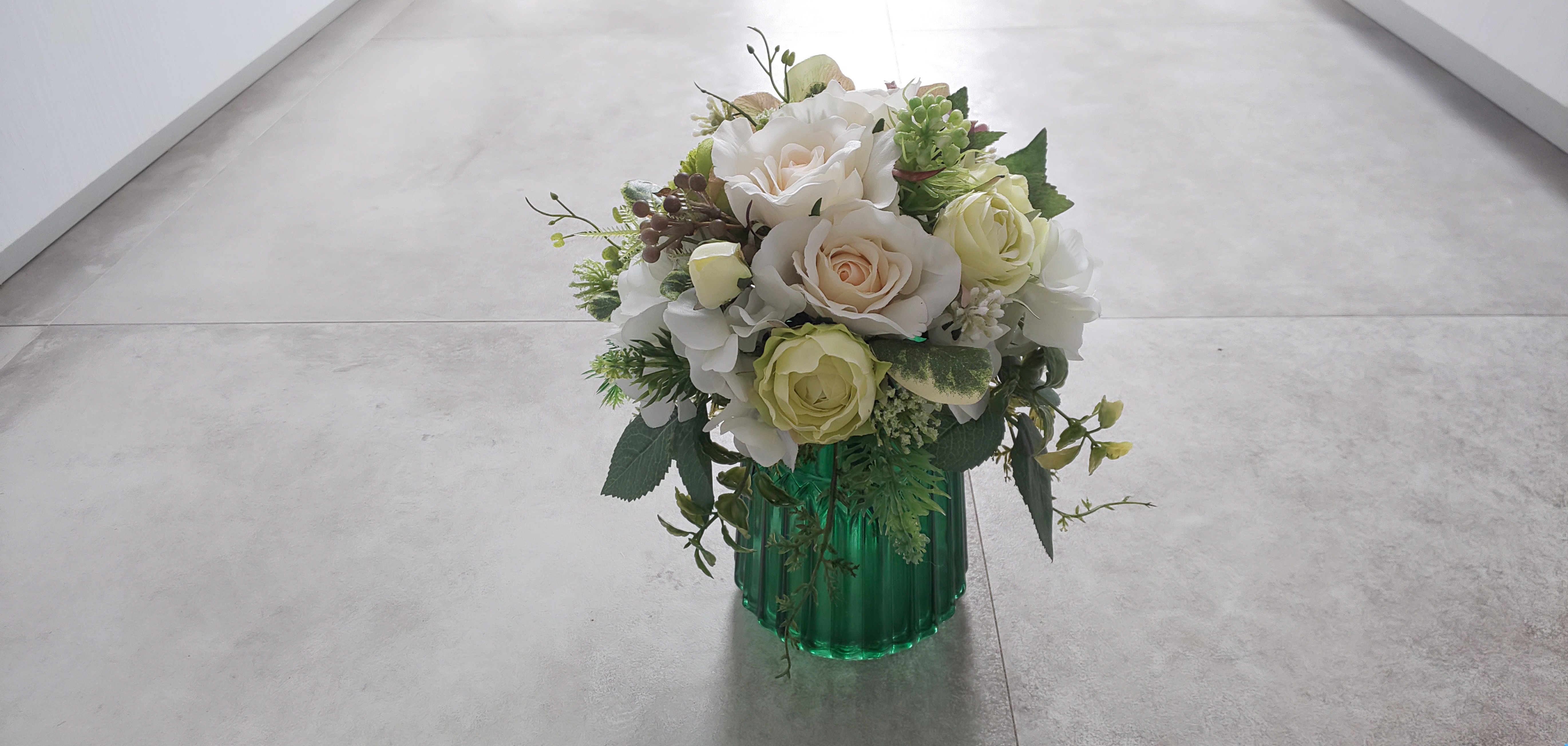 （受注後制作）インテリアにもなるブーケ  ホワイト&グリーン系