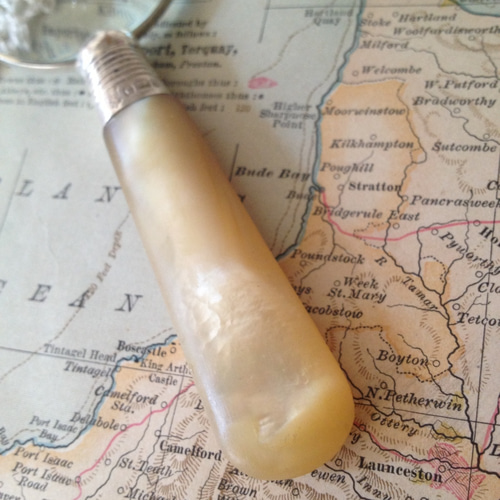 英国で出会った♪アンティーク 1911年製マザーオブパールとシルバーの