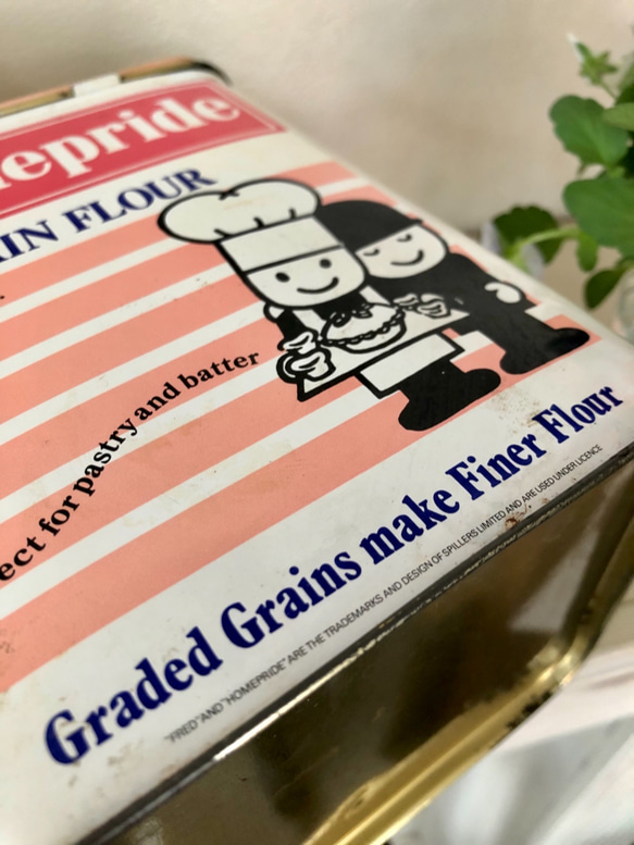 英国で出会った♪　フレッドくんのヴィンテージ缶／小麦粉入れ　1970年代 7枚目の画像
