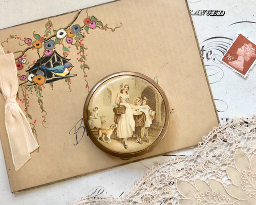 英国で出会った♪ アンティーク コンパクトミラー ヤードレイ社製