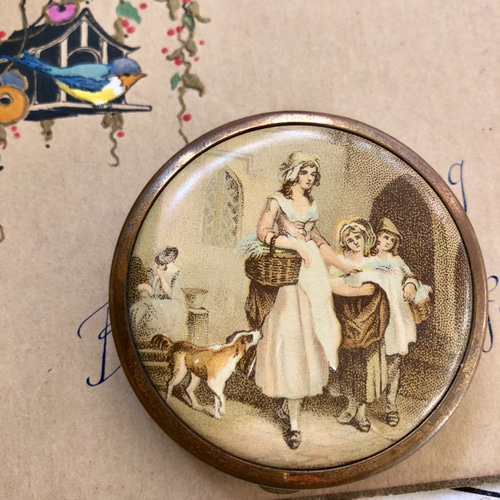 英国で出会った♪ アンティーク コンパクトミラー ヤードレイ社製