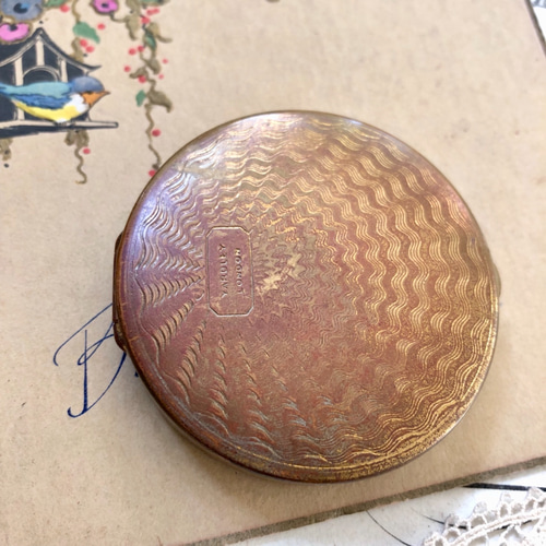 英国で出会った♪ アンティーク コンパクトミラー ヤードレイ社製