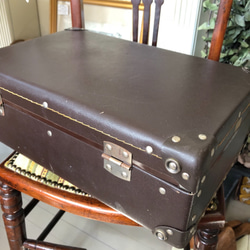 アンティークの丸いフォルムのトランク ヴァルカンファイバー製　スーツケース 7枚目の画像