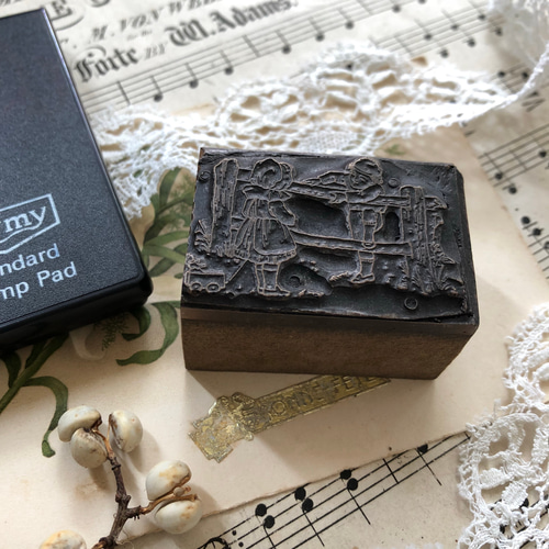 英国買い付け♪メタル製スタンプ アンティークデザイン ヴィクトリアン