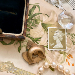 ヴィンテージ♪ 英国で出会ったエナメル製ラペルピン/バッジ リーフ&握手モチーフ 真鍮 3枚目の画像