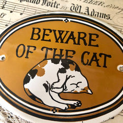 ◆Hさま専用◆英国で出会った♪1点もの エナメル陶板製（ホーロー） 猫のサインプレート「猫ちゃん注意」 1枚目の画像