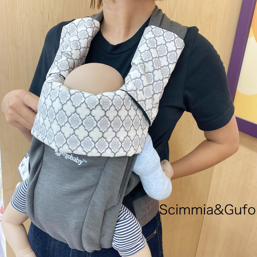 抱っこ紐　よだれカバー　首周り　エルゴ対応　生地一覧　ハンドメイド　オーダー 人気の刺繍生地のもくもくデザイン＊エルゴ専用よだれカバーです