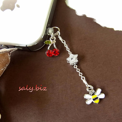 saly☆揺れるハチさん☆イヤホンジャック 3枚目の画像