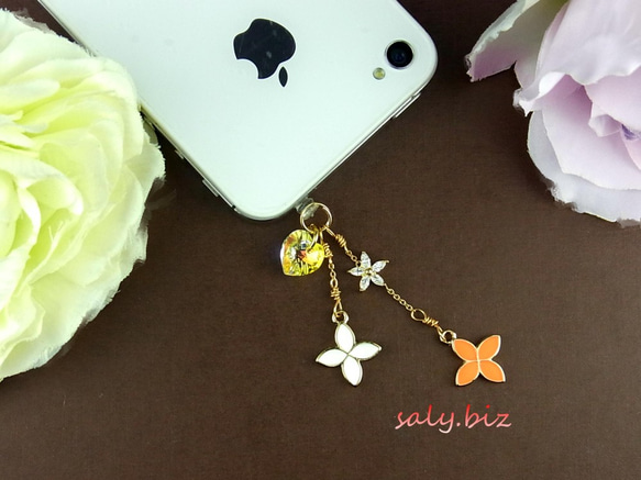 saly☆イヤホンジャック☆スワロフスキーと揺れるお花 3枚目の画像