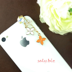 saly☆イヤホンジャック☆スワロフスキーと揺れるお花 4枚目の画像