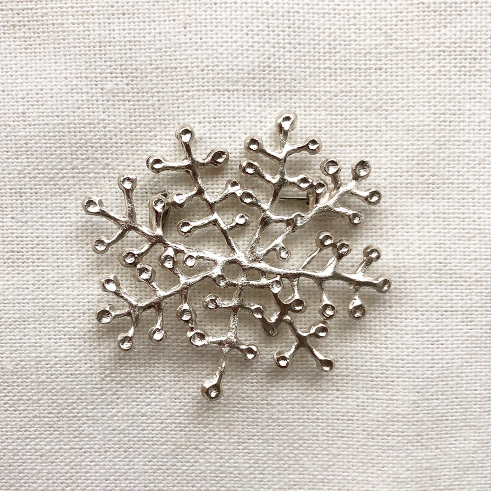 草のブローチ シルバー