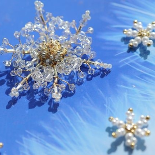 氷華 雪の結晶 きらめくスワロフスキークリスタルブローチ ブローチ