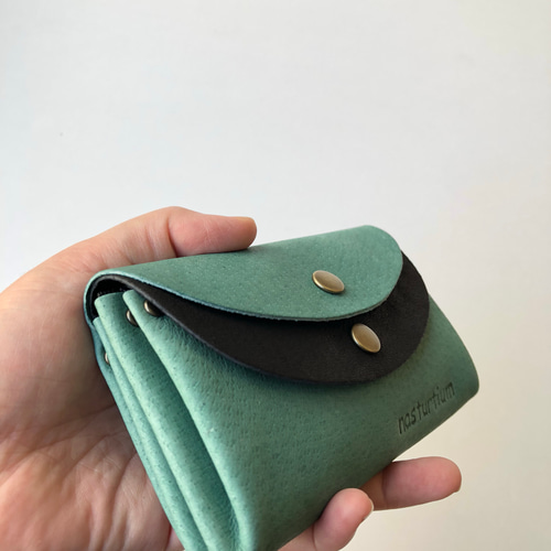 ピッグスキンの小さなお財布 ターコイズグリーン×黒 その他ミニ財布