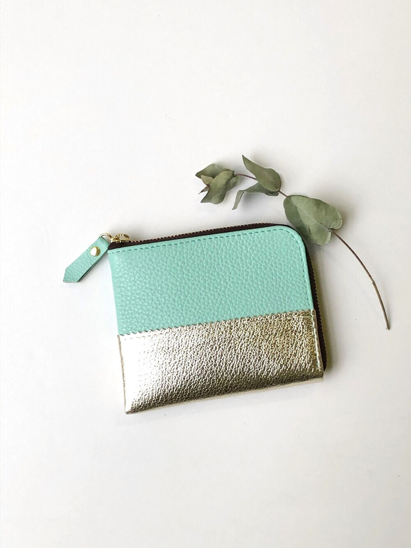 【バイカラー】本革のスリムなミニ財布　ミントグリーン×ライトゴールド 2枚目の画像