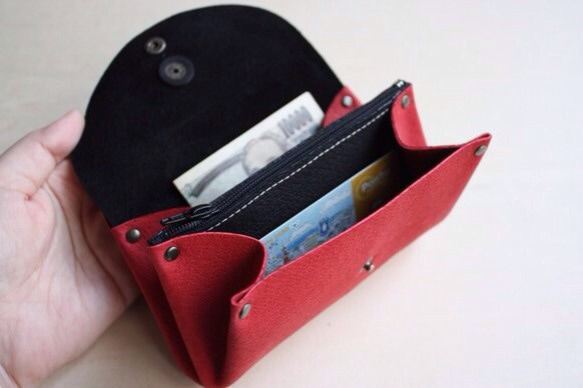 ピッグスキンの小さなお財布　赤×黒 4枚目の画像