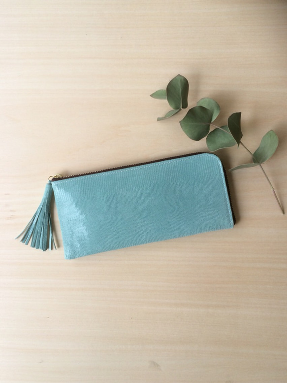 ピッグスキンのスリムな長財布　Ｌ字型　ミントブルー　受注製作 2枚目の画像