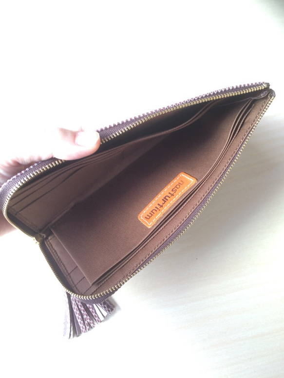 【数量限定】シープ革のスリムな長財布　Ｌ字型　スモークラベンダー 3枚目の画像