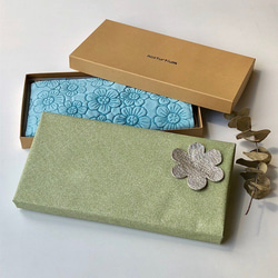 ピッグスキンのスリムな長財布Ｌ字型　フラワー　チェリーピンク 11枚目の画像