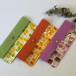 ステンドグラス模様のペンケース（めがねケース） 1枚目の画像