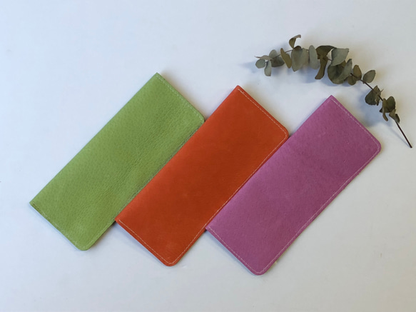 ステンドグラス模様のペンケース（めがねケース） 2枚目の画像