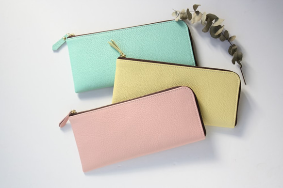 【さくらピンク】牛本革のスリムな長財布　シュリンク 1枚目の画像