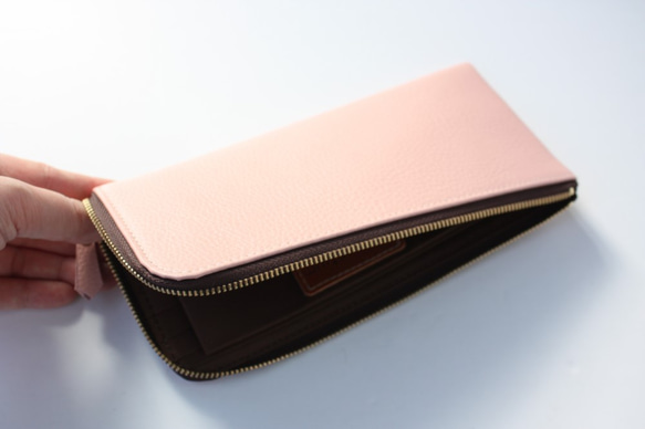 【さくらピンク】牛本革のスリムな長財布　シュリンク 3枚目の画像