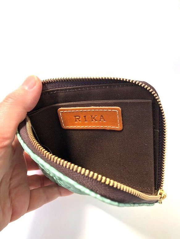 【数量限定】ピッグスキンのスリムなミニ財布　レオパード柄 9枚目の画像