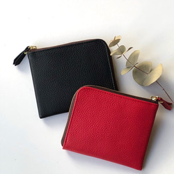 【レッド】牛本革のスリムなミニ財布　シュリンク 1枚目の画像