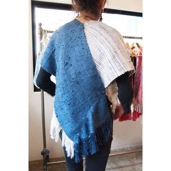 Yarn dyed × overdyed『kibiso』poncho(short) 2枚目の画像