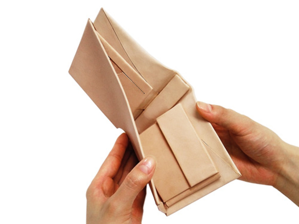 【It's/Kit】フラット型の二つ折り財布/革財布キット 1枚目の画像
