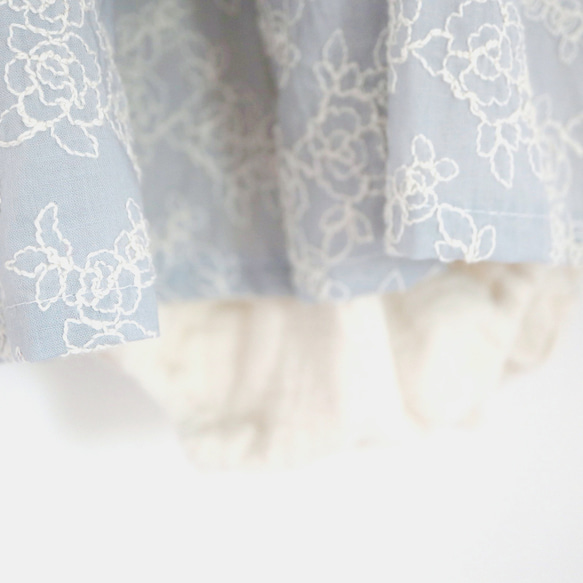 花刺繍のふんわりワンピースロンパース（ブルー）春夏  baby 8枚目の画像