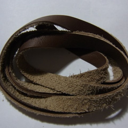 本革　茶色（ｳｫｯｼｬﾌﾞﾙﾚｻﾞｰ使用）10mm巾ﾃｰﾌﾟ　1ｍｘ1本 1枚目の画像