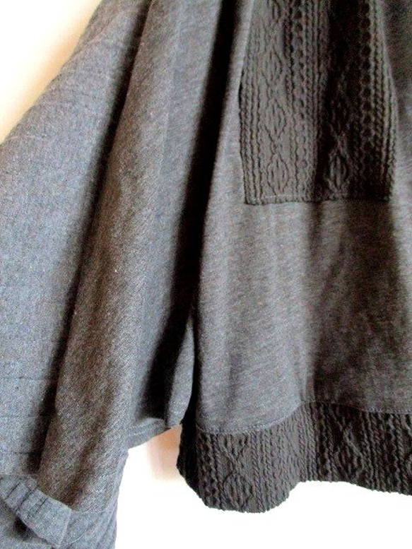 【SALE】２ｗａｙ　リメイクパッチワーク　アラン編みアップリケスカート　1点物 2枚目の画像