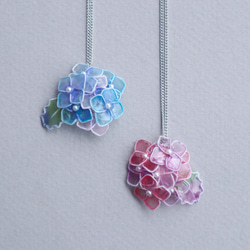 “特色”繡球花項鍊有 2 種顏色可供選擇 第2張的照片