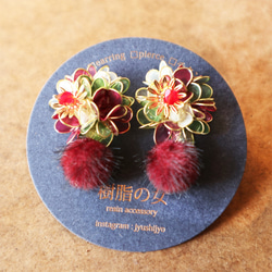 紅色限定價格！Yarahira Flower Field耳環毛皮（僅限雙向耳環） 第1張的照片