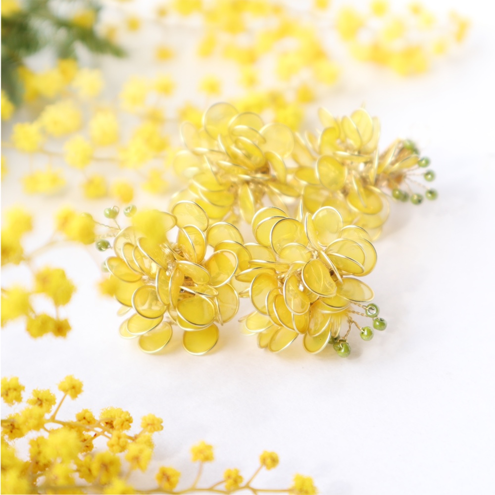 ミモザ耳飾り 人気作品！！