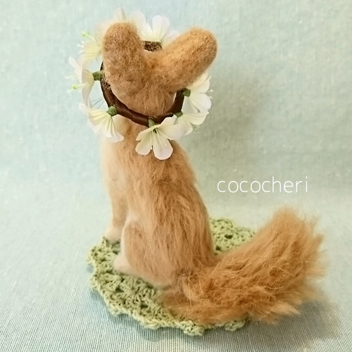 花冠のフェネックキツネさん 羊毛フェルト 羊毛フェルト cococheri
